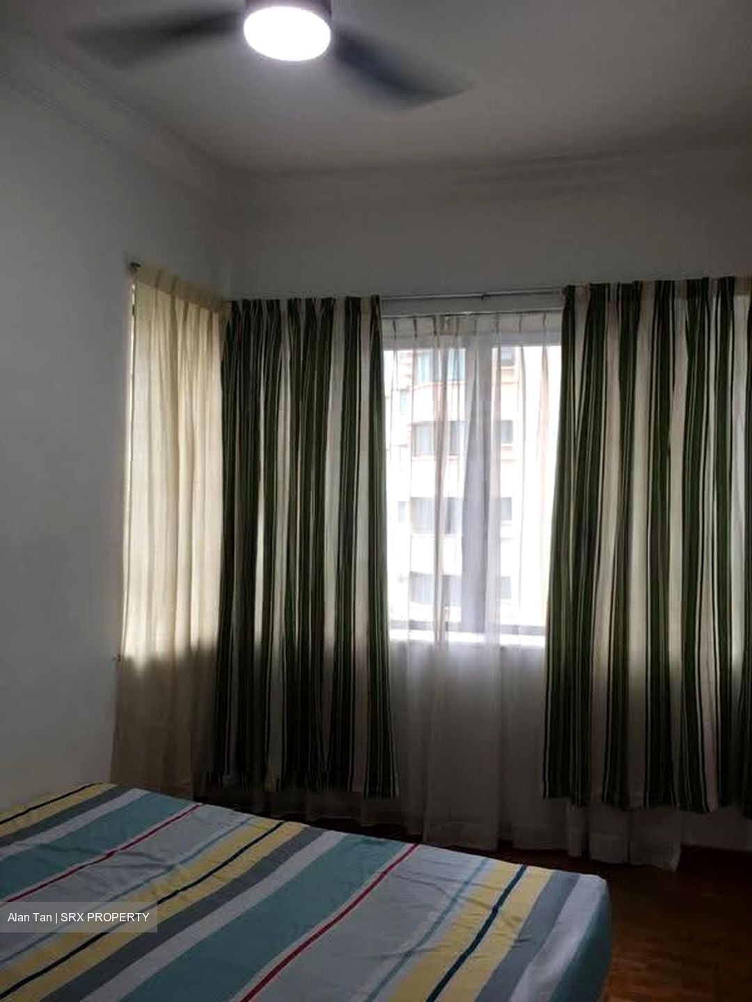 Simsville (D14), Condominium #628435321